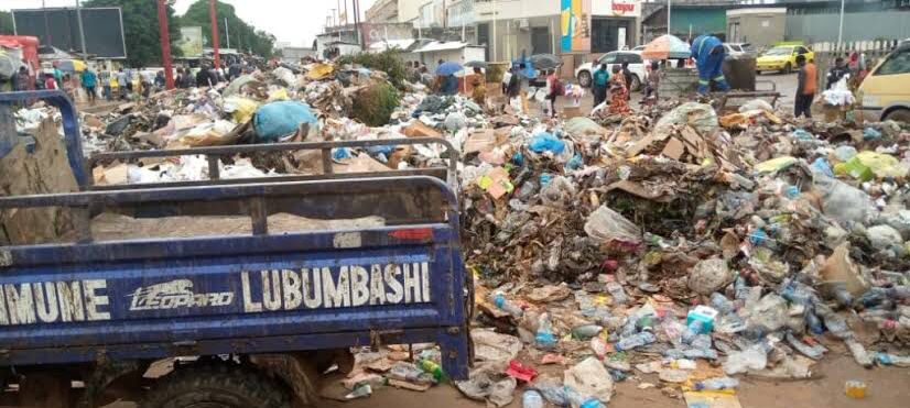  Le maire Kazembe s’en va-t-en guerre contre l’insalubrité au centre ville de Lubumbashi