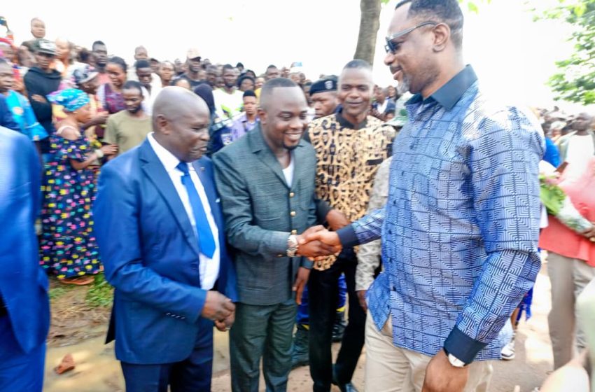  EPST : le proved Jean Tshisekedi du Kongo-Central2 se félicite pour l’accueil délirant réservé au Ministre Tony Mwaba, suite à sa sensibilisation