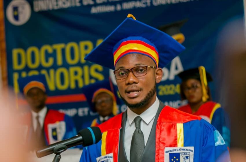  ESU/Lubumbashi : le Proved Joseph Mwinkeu Tshiend a reçu le diplôme de Docteur Honoris Causa en Leadership et Bonne Gouvernance de l’Université de la Réforme au Congo